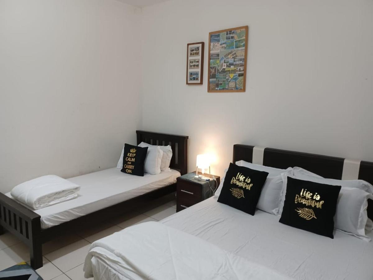 Indah Alam Condo Shah Alam Esterno foto