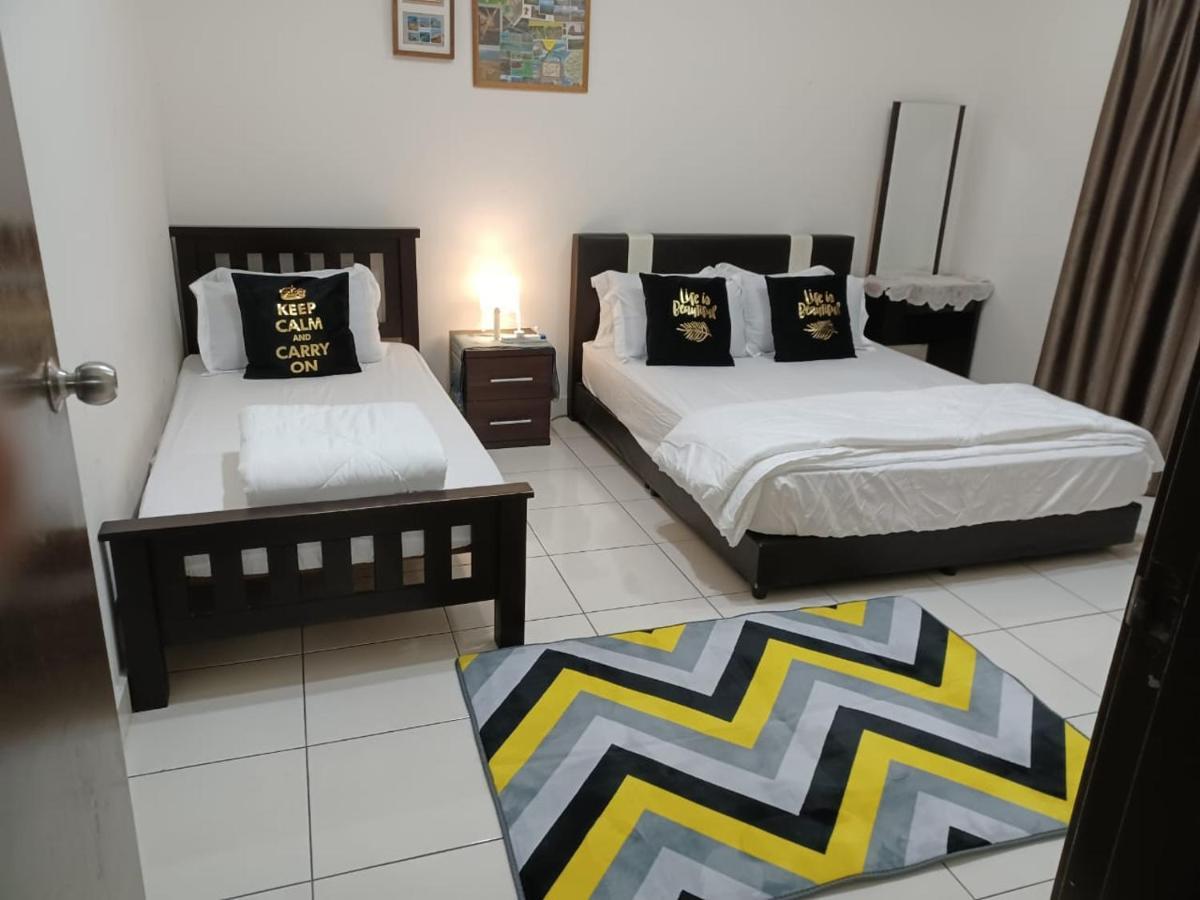 Indah Alam Condo Shah Alam Esterno foto
