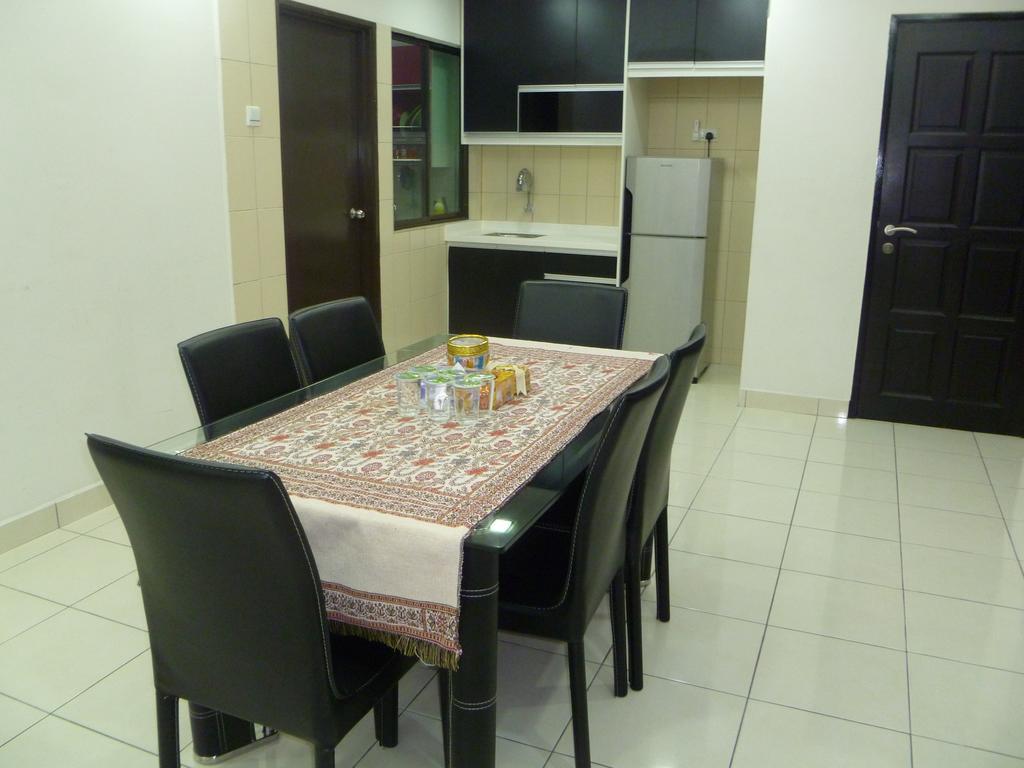 Indah Alam Condo Shah Alam Esterno foto